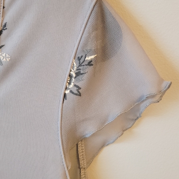 NWT Light Gray Floral Embroidered Overlay Sun Dress with Cap Sleeves sundress - Picture 4 of 8